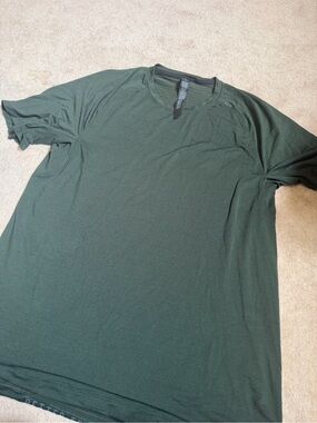 Lululemon shirt